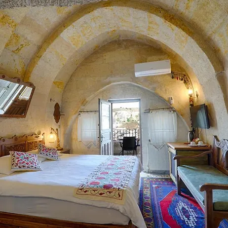Tulip Cave Hotel 2*