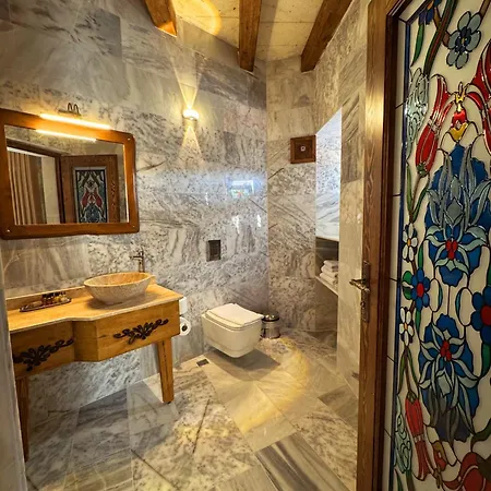 Hotel Tulip Cave