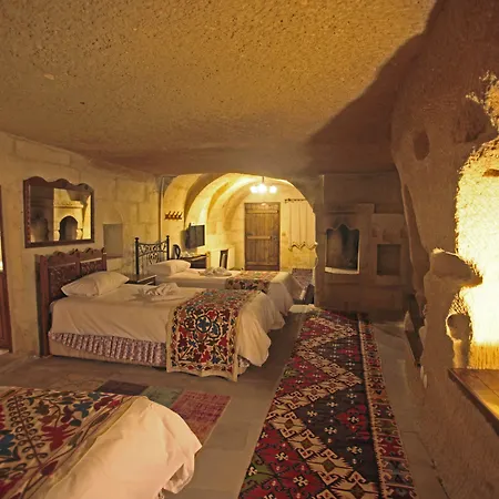 Tulip Cave غوريمِيه