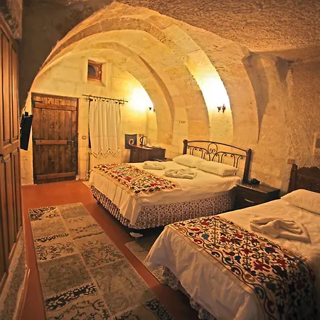 郁金香洞穴套房酒店 格雷梅