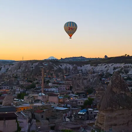 郁金香洞穴套房酒店 酒店 2*
