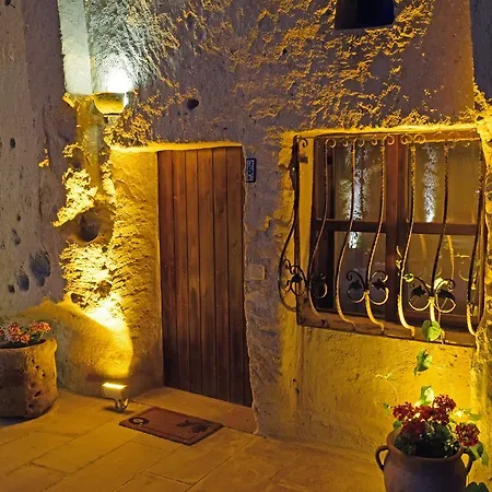 Tulip Cave Hotel 2*