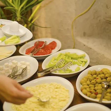Tulip Cave Hotel 2*