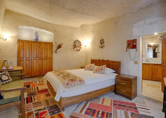 Tulip Cave Отель Гореме