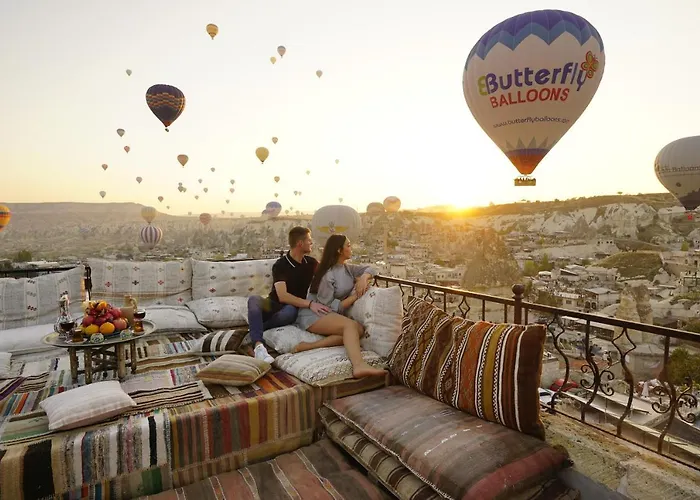 Tulip Cave Гореме