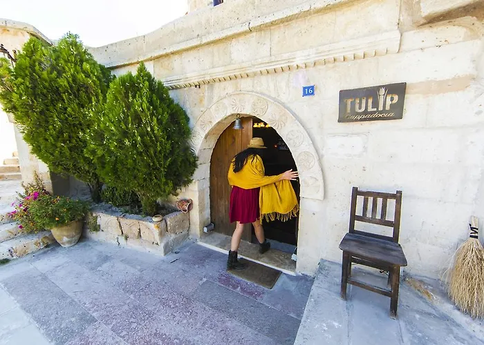 Tulip Cave Гореме